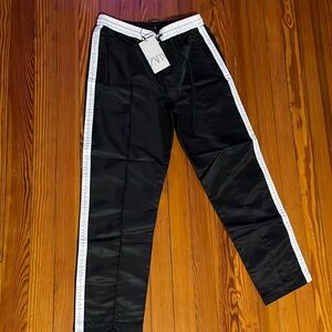 Satin crop jogger with side stripe.